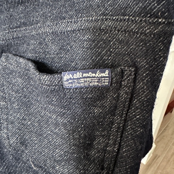 7 For All Mankind Black Capris with Zipper Accents - Picture 5 of 5